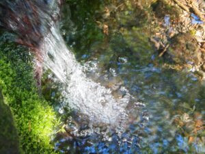 甘露泉水